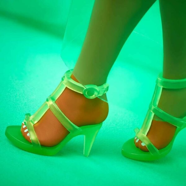 Barbie Green, Chromatic Couture