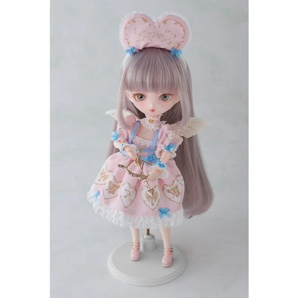 Harmonia Bloom Épine, Seasonal Doll