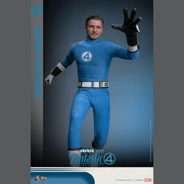 Hot Toys The Fantastic Four: First Steps - Mr. Fantastic (Deluxe)