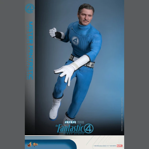 Hot Toys The Fantastic Four: First Steps - Mr. Fantastic (Deluxe)