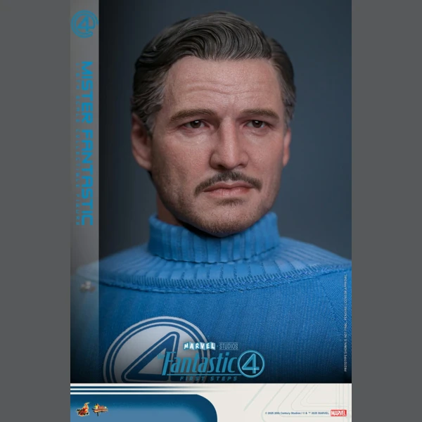 Hot Toys The Fantastic Four: First Steps - Mr. Fantastic (Deluxe)