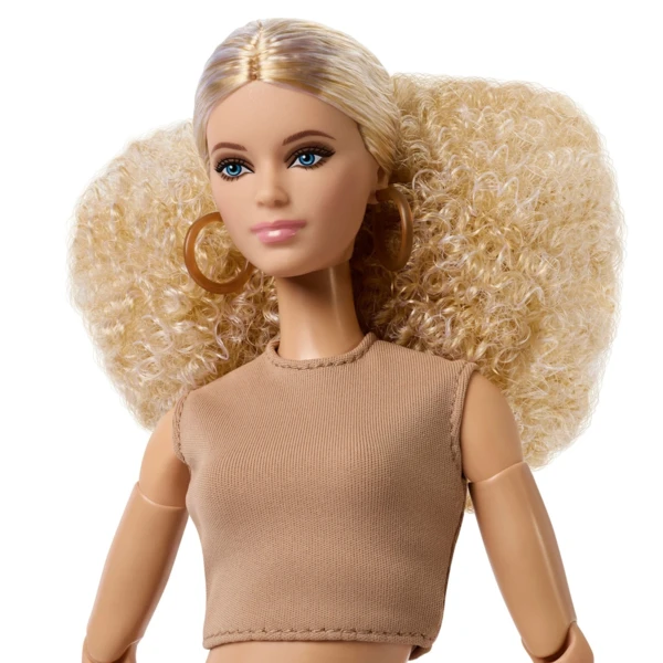Barbie Basics Model 07 (2026 Neutrals Series)