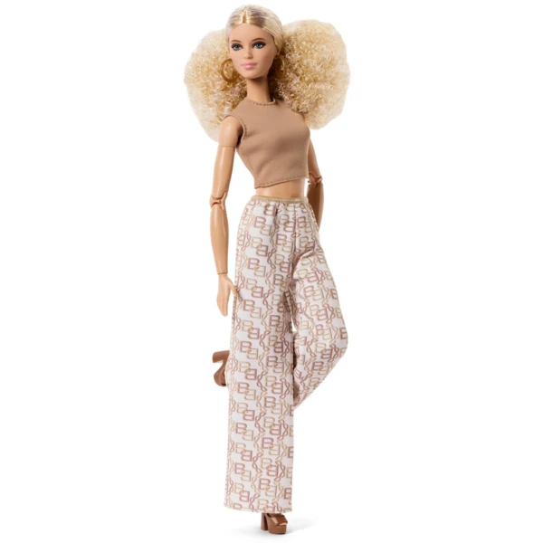 Barbie Basics Model 07 (2026 Neutrals Series)