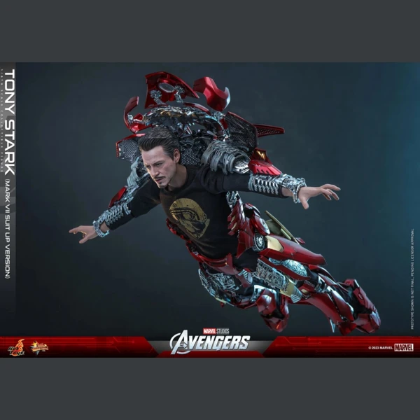 Hot Toys Avengers (2012) - Tony Stark (Mark VII Suit-Up) (Suit Up Version), The Avengers