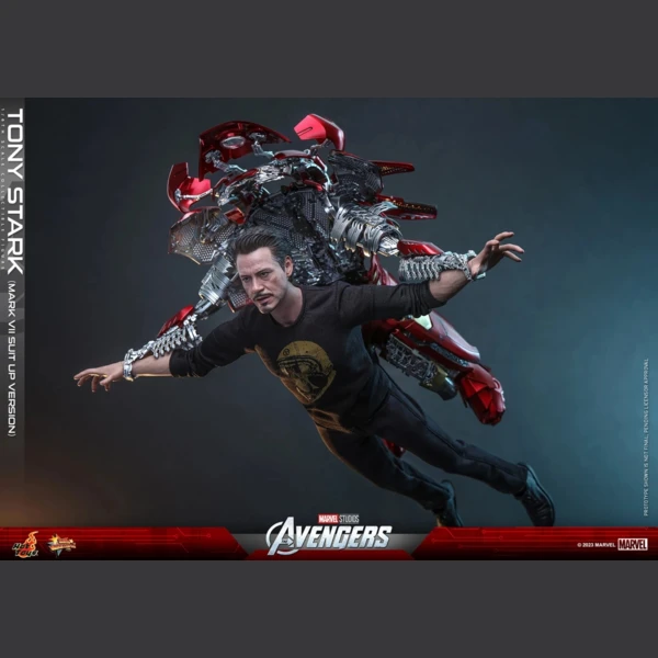 Hot Toys Avengers (2012) - Tony Stark (Mark VII Suit-Up) (Suit Up Version), The Avengers