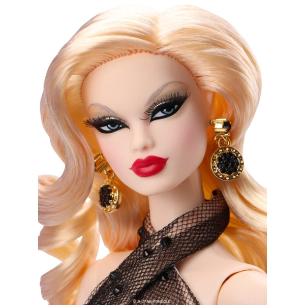 Mizi Glamorous Darling Monika, VIP Upgrade