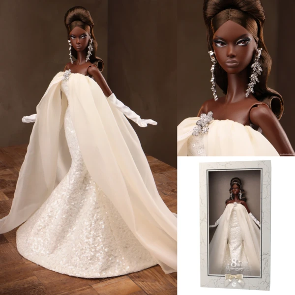 Mizi Yaya (8th Anniversary), White Gala Collection