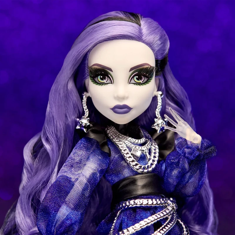 Glamorous Ghost: Spectra Vondergeist is the star of Haunt Couture's midnight show!