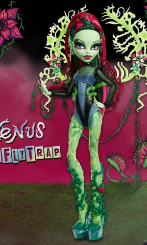 Monster High Fang Club Exclusive: Venus McFlytrap!