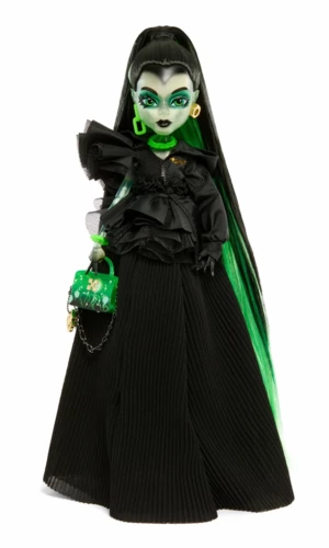 Symphanee Midnight: a masterpiece doll by Off-White and Monster High
