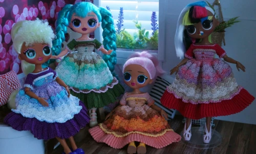 A dress for LOL OMG dolls is crocheted. Description.