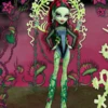 Monster High Fang Club Exclusive: Venus McFlytrap!