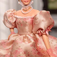 A Tribute to Fashion Barbie: a vision of elegance through time!