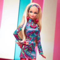 Lalka Barbie Stylizowana przez Design 3, Bill Greening i Laydiana Chiv