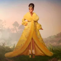 Guo Pei Barbie ® Platinum dressed as the Yellow Queen!
