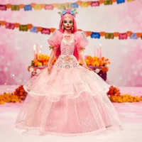 "Рожева магнолія" Día De Muertos 2023 для членів клубу Mattel Creations!