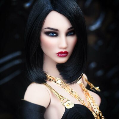 New exclusive doll from KingdomDoll specially for "The Realm" club