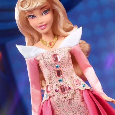 Аврора: третя лялькa Disney Radiance Collection™ від Mattel