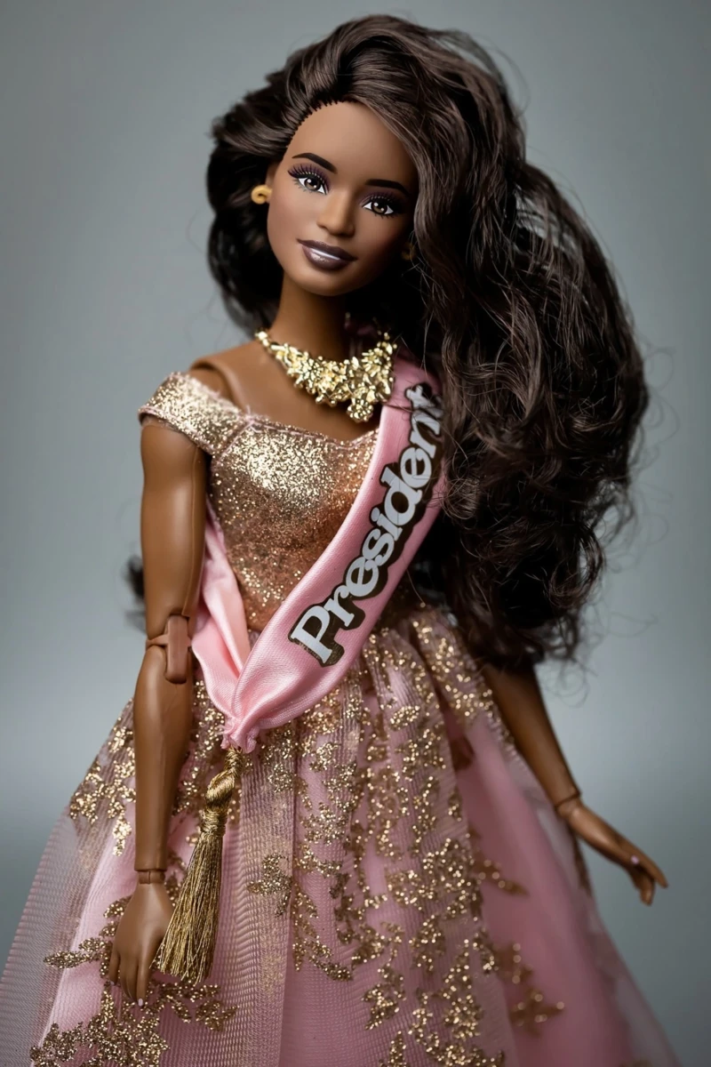 Recenzja Barbie President z filmu Barbie: The Movie, Mattel, 2023