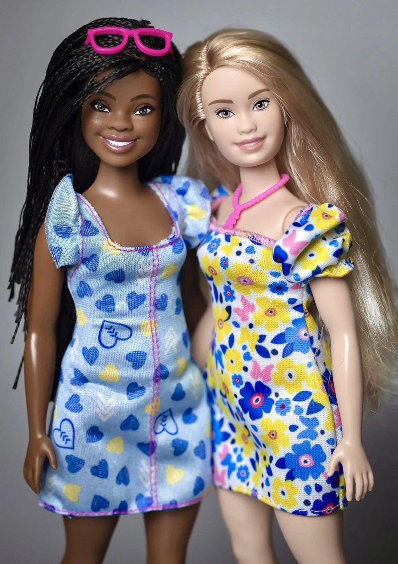 Review of "sunny" girls Barbie Fashionistas 208 and 229, Mattel ☀️