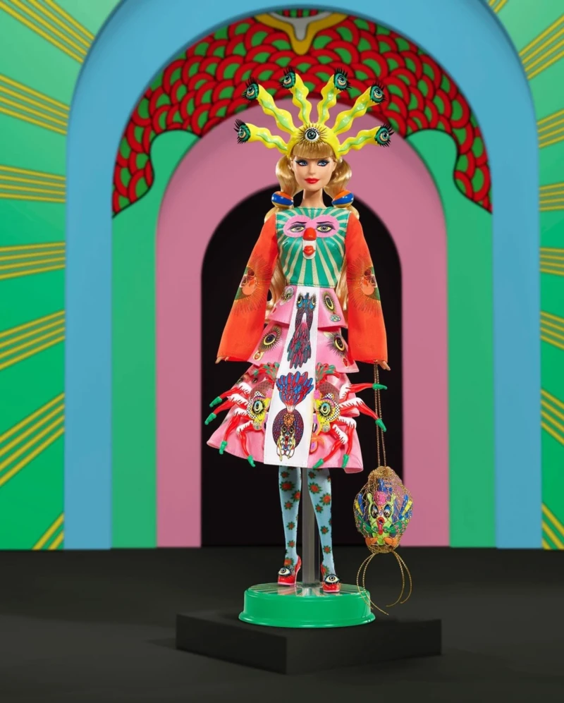 Barbie від Keiichi Tanaami x Mattel Creations - поєднання поп-арту та культової моди!