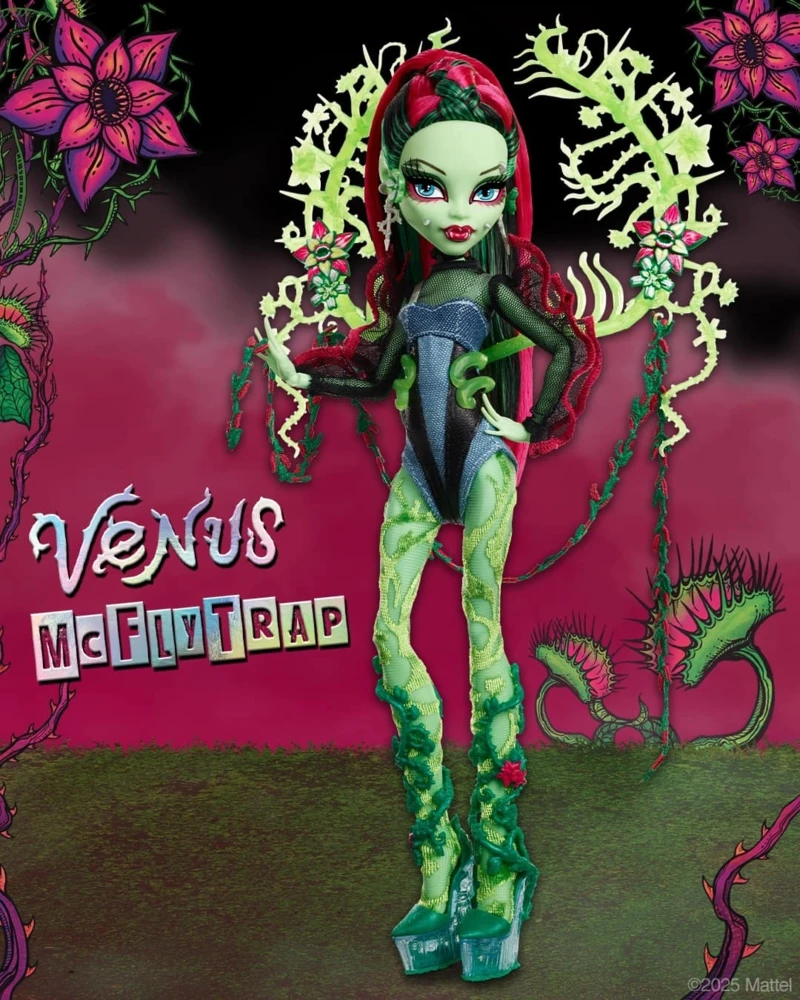 Monster High Fang Club Exclusive: Venus McFlytrap!