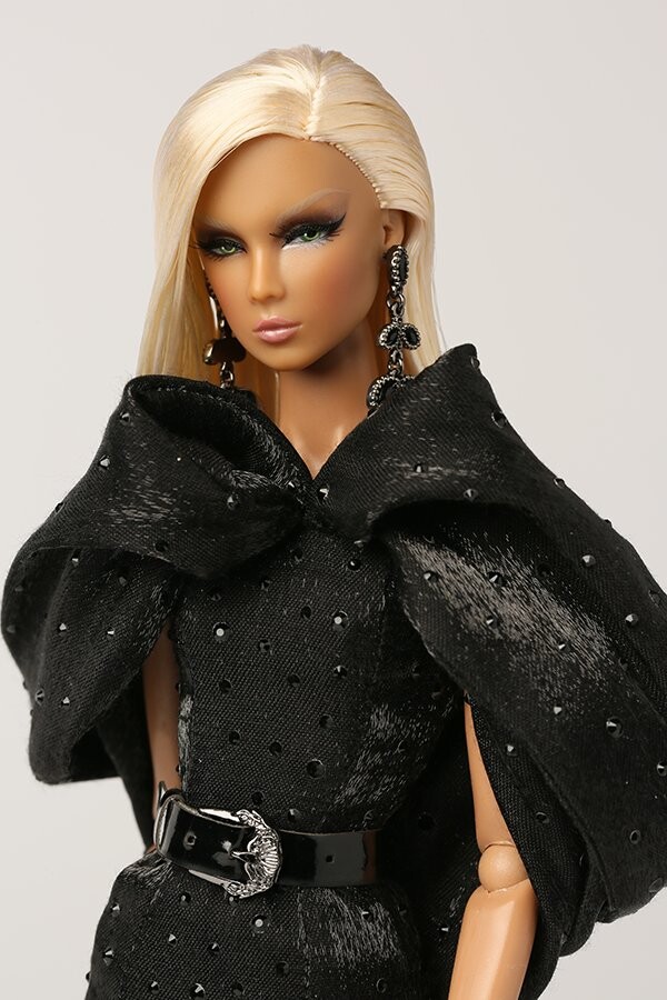 Integrity Toys Nu. Face Afterglow Lilith Blair (82106) Luxe Life Convention  series