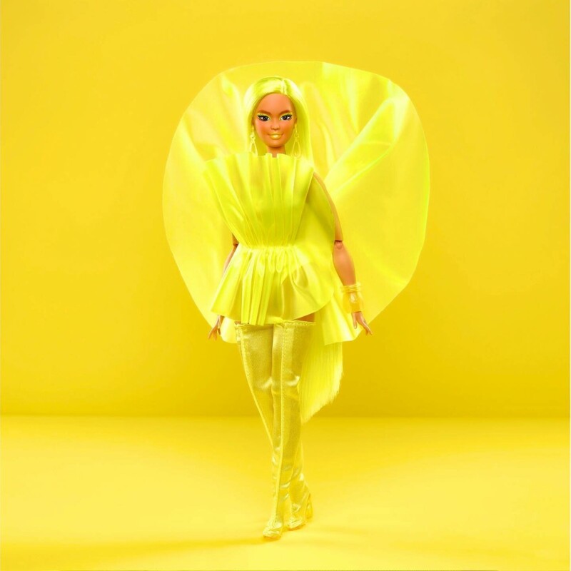 Mattel Barbie HCC03 (Yellow, Chromatic Couture) Chromatic Couture series